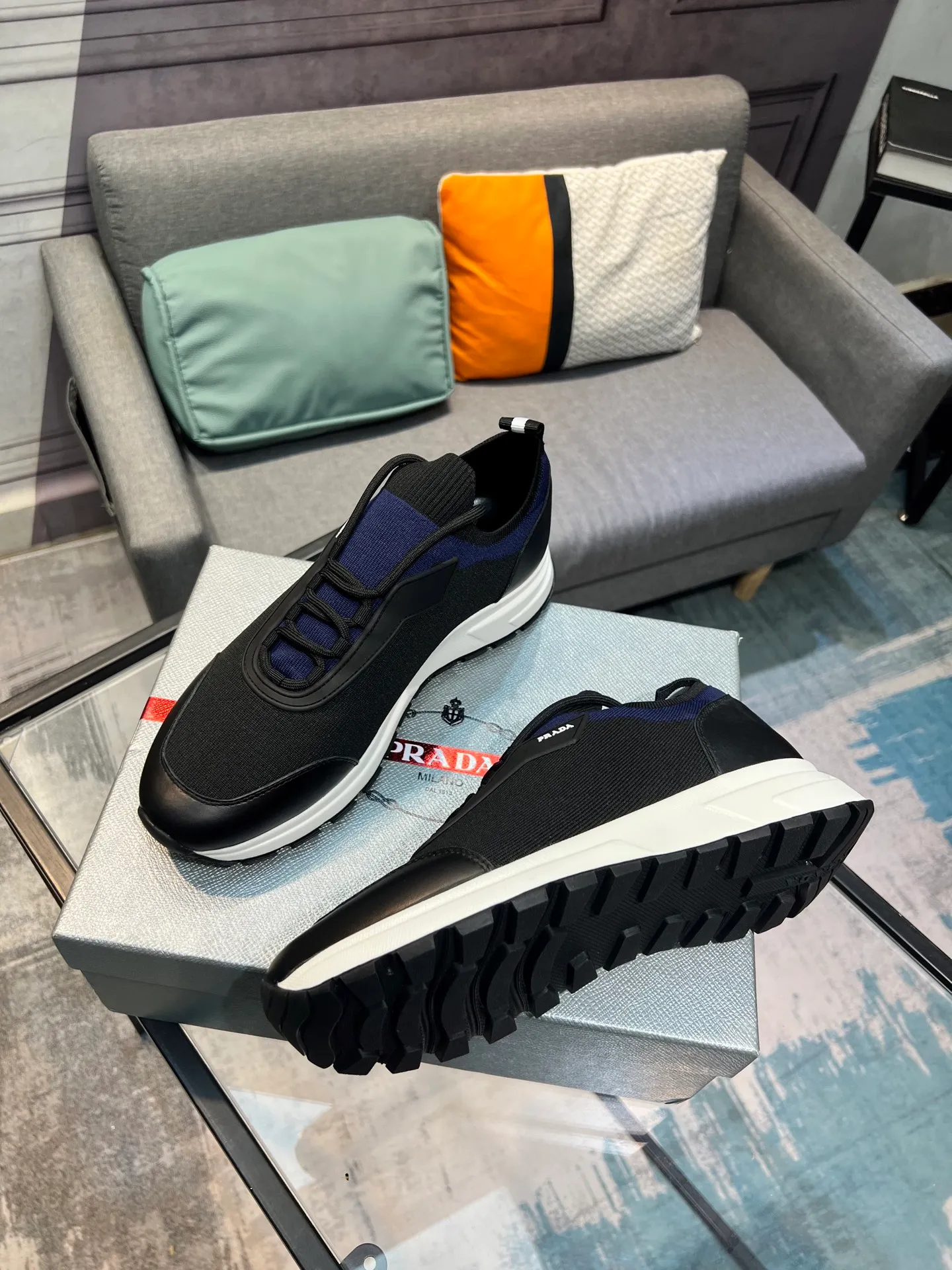 Men's shoes 💰500 PRADA "Prada" casual shoes Regular size: 38-44 (45 can be customized) Product material: Selected cowhide with fly weave material, genuine leather lining, original outsole